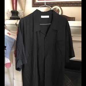 Tommy Bahama Black Button Down Men’s XXL🖤